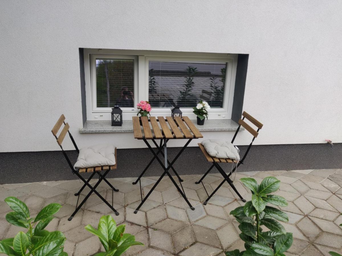 Cozy Little Apartments Ig Eksteriør billede